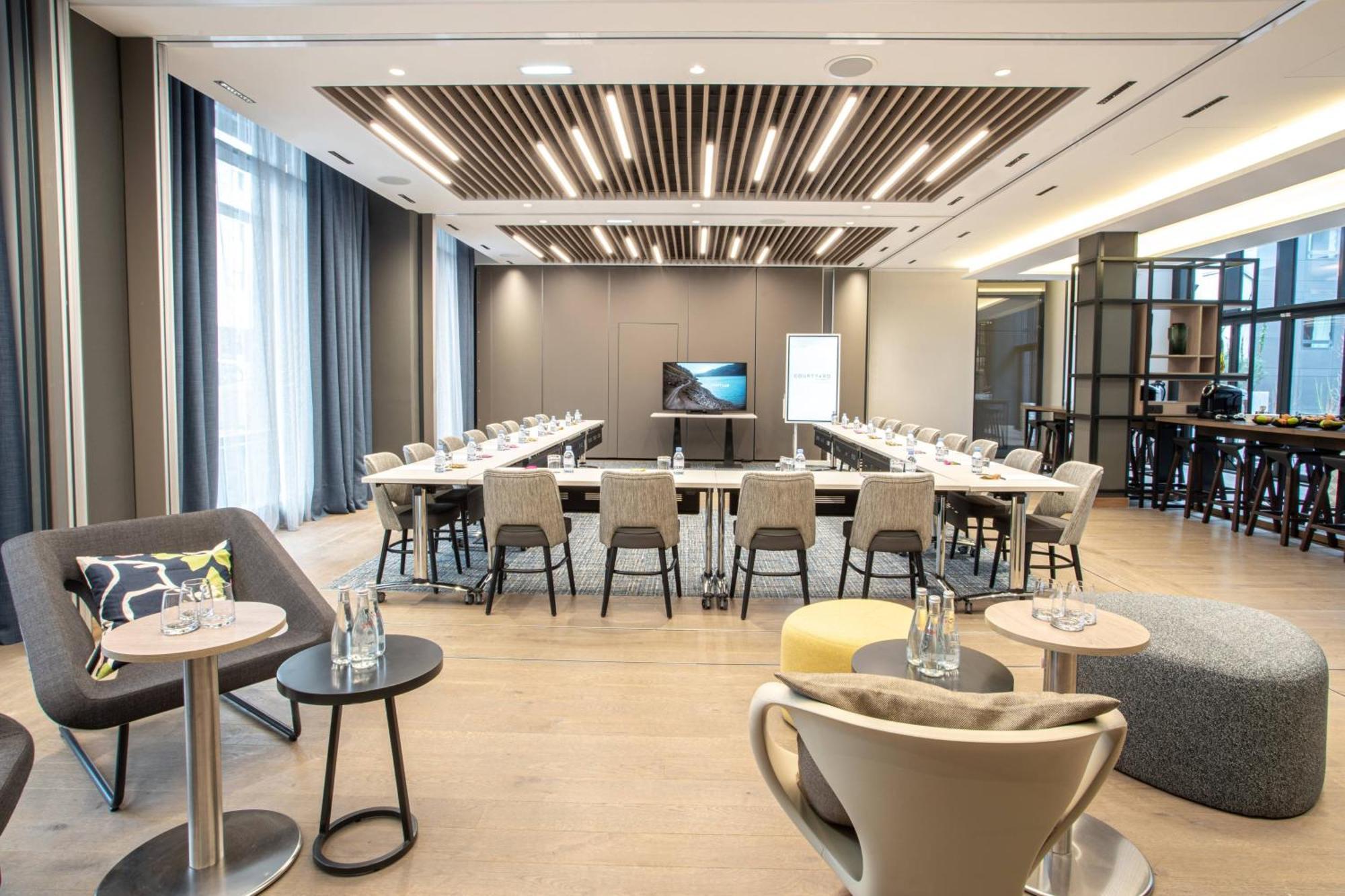 Courtyard By Marriott Paris Porte De Versailles Issy-les-Moulineaux Exteriör bild