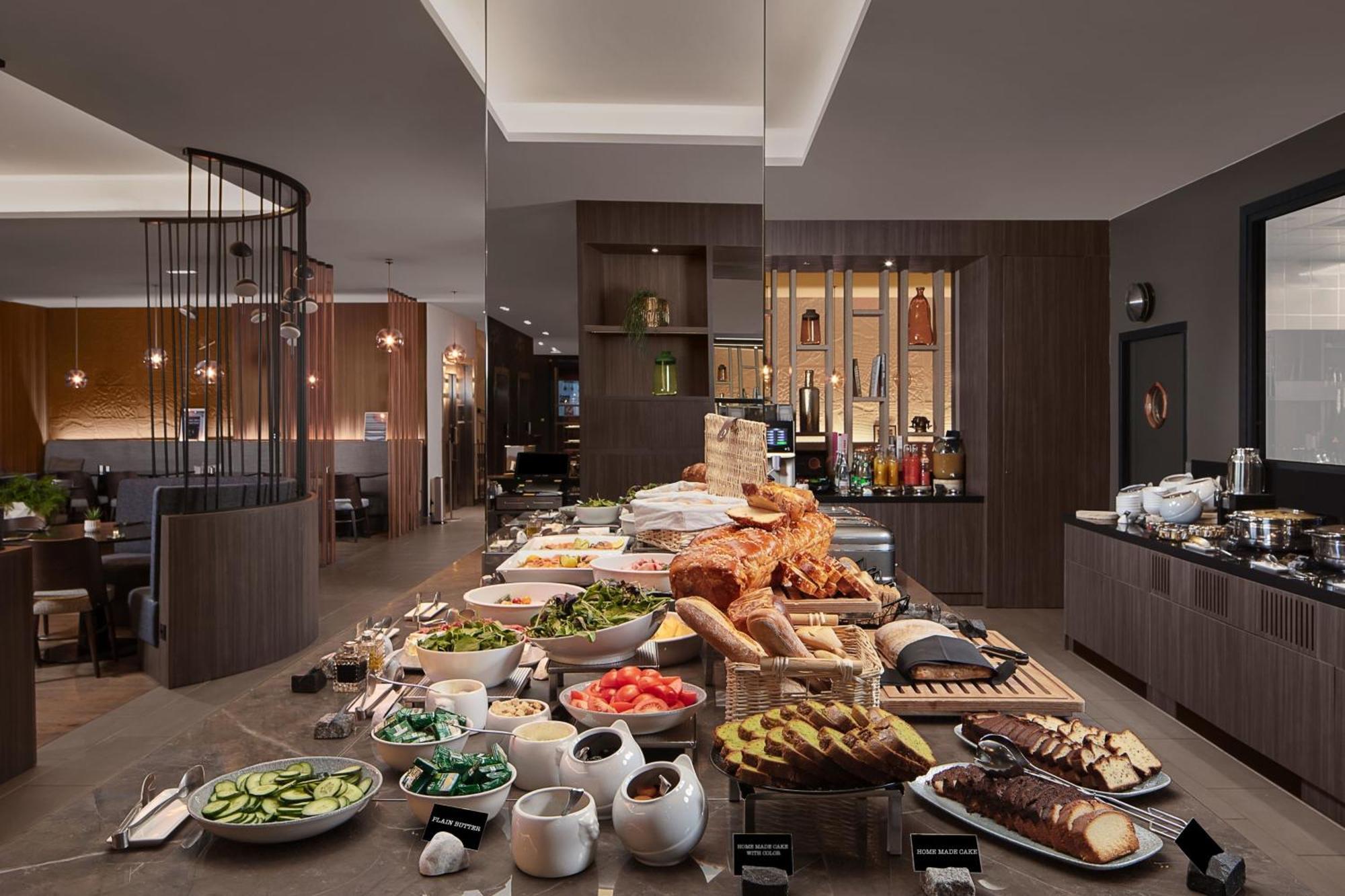 Courtyard By Marriott Paris Porte De Versailles Issy-les-Moulineaux Exteriör bild